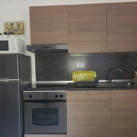 Collage Apartman *