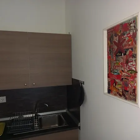 Collage Apartman Scauri